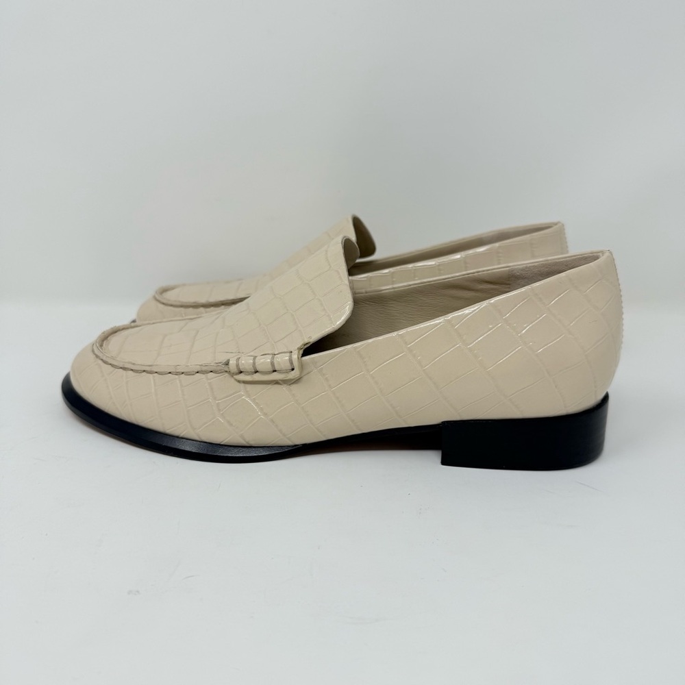 New Vince Naomi Loafer Birch Sand Croc Embossed Sz 7 - Picture 7 of 14